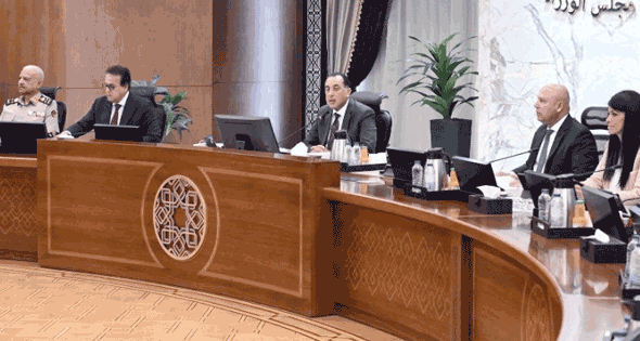 مدبولى خلال مؤتمر صحفى عقب اجتماع الحكومة: متابعة دورية لتنفيذ قانون الإيجار القديم.. وانتخابات «الشيوخ» شهدت إقبالا كبيرا