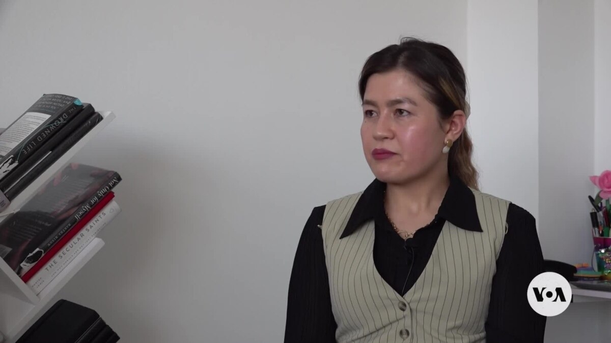 Afghan woman thankful for US opportunities, hopes for Afghan girls' return to school