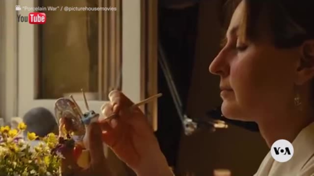 'Porcelain War' documentary spotlights Ukrainian artists' fight for country