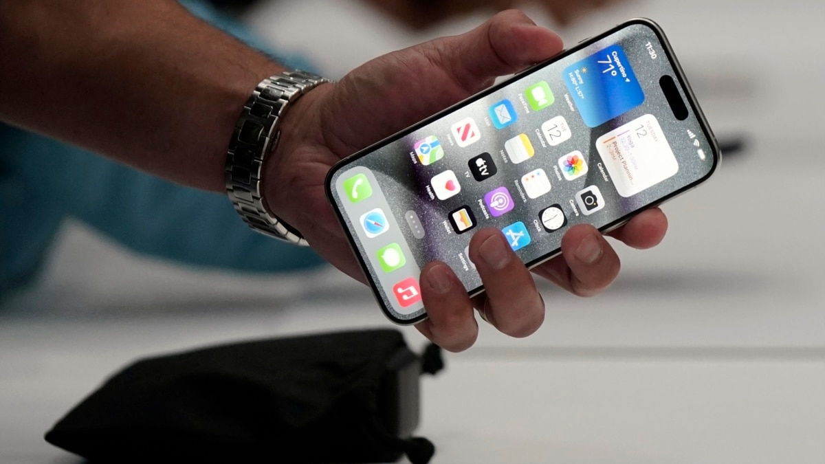 Tech Tip: How to Block Location Tracking on your Phone