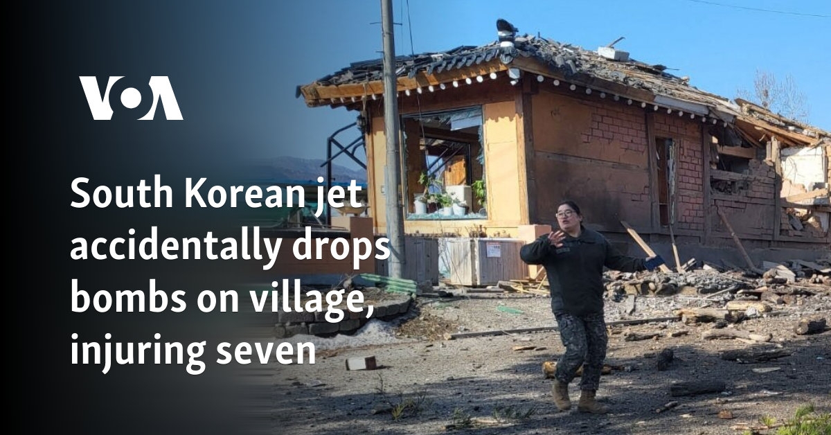 South Korean jet accidentally drops bombs on village, injuring seven