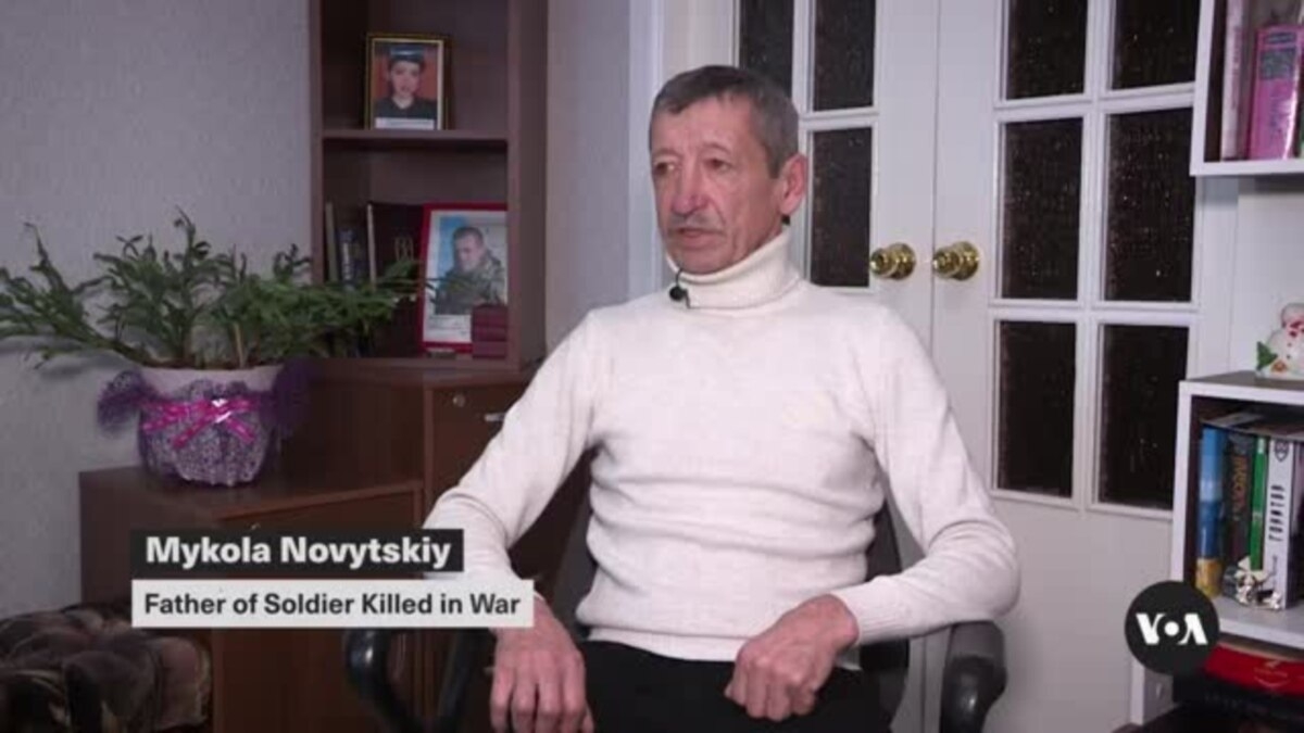 Families mourn Ukrainian women killed in action since Russia's invasion