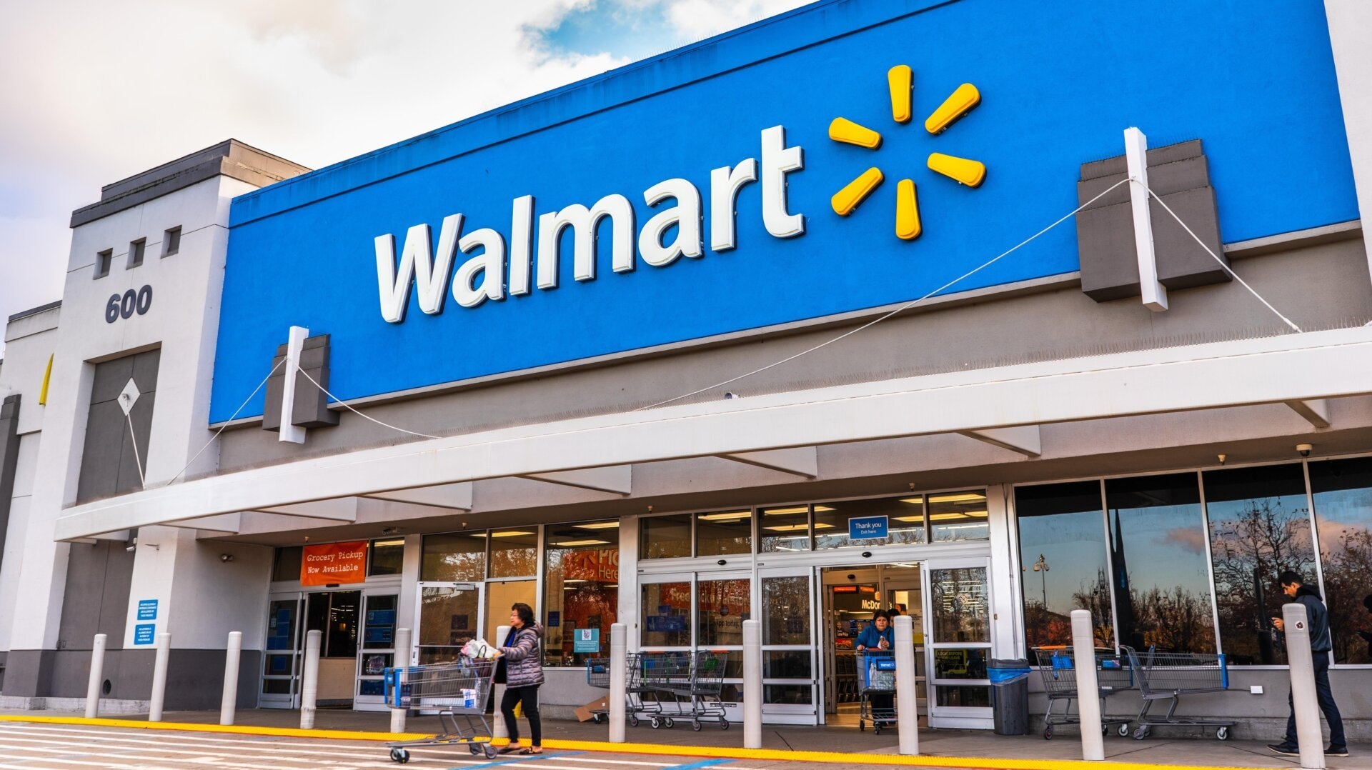 Trump Demands Walmart ‘Eat the Tariffs'