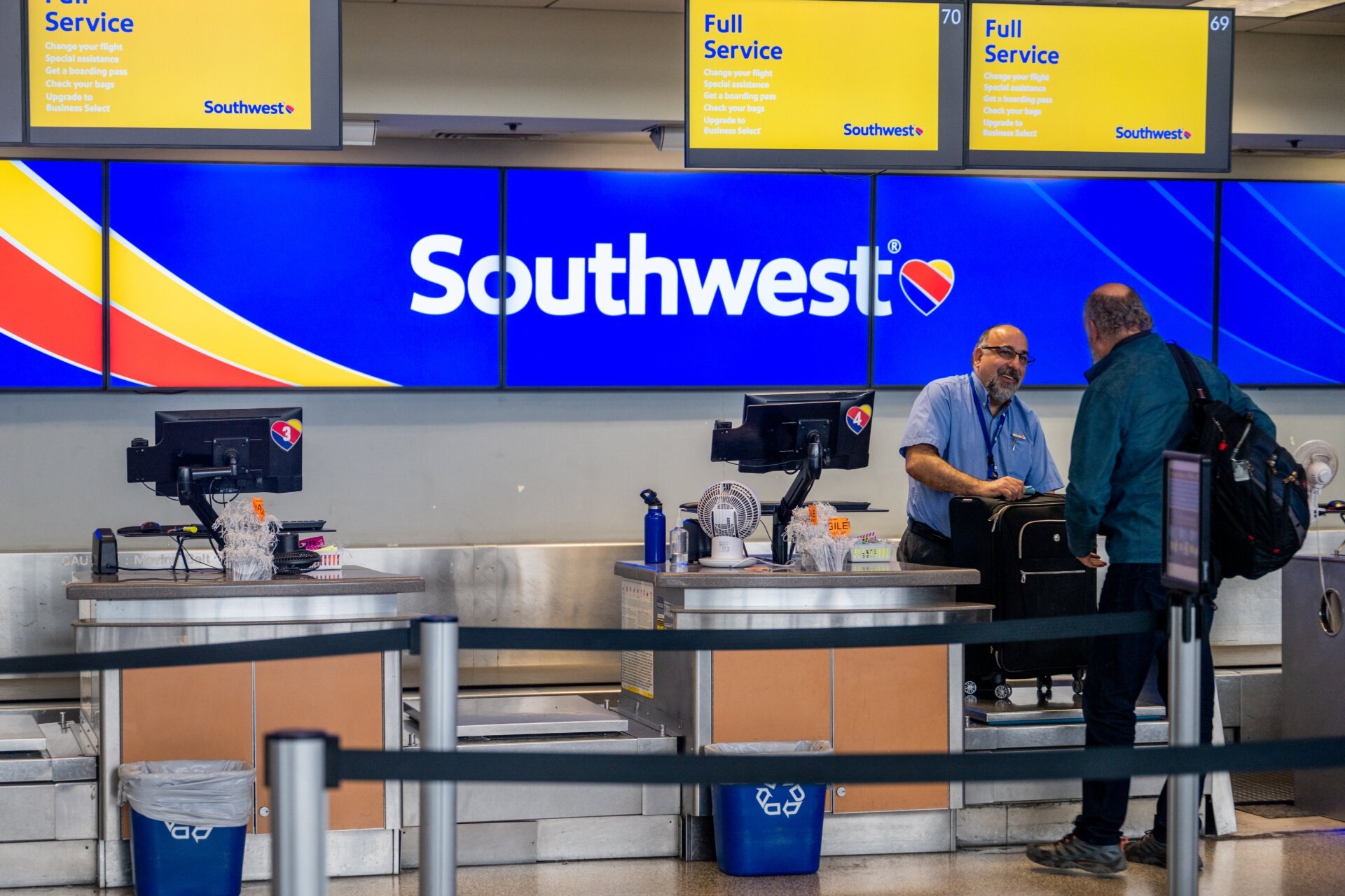 Southwest Airlines Will Require Passengers to Keep Portable Chargers Out During Flights