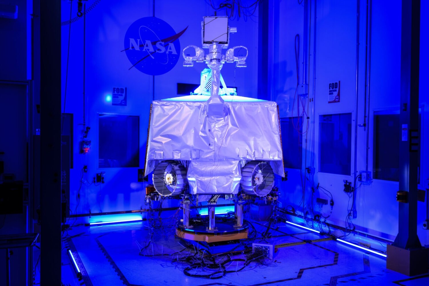 NASA Has a Badass Moon Rover but No Way to Get It to the Moon