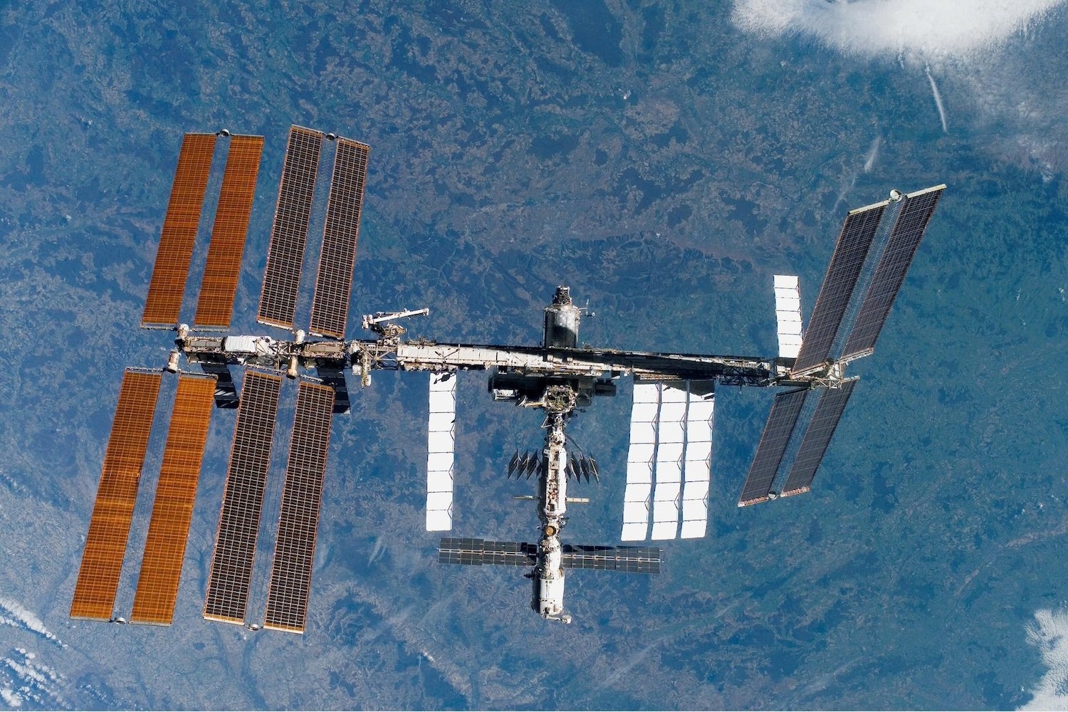 ISS Conference Scrapped as NASA Budget Cuts Threaten Crew and Cargo