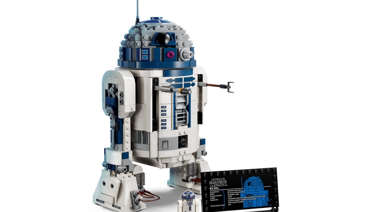 This Popular LEGO Star Wars R2-D2 Set Is Nearly Free, Rated 4.9 Stars on Amazon