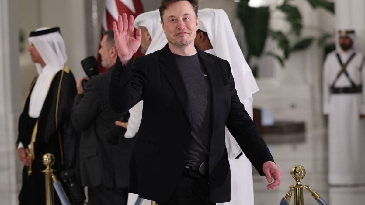 VC Men Pour $250 Million Into Musk's ‘White Genocide'-Obsessed AI Business