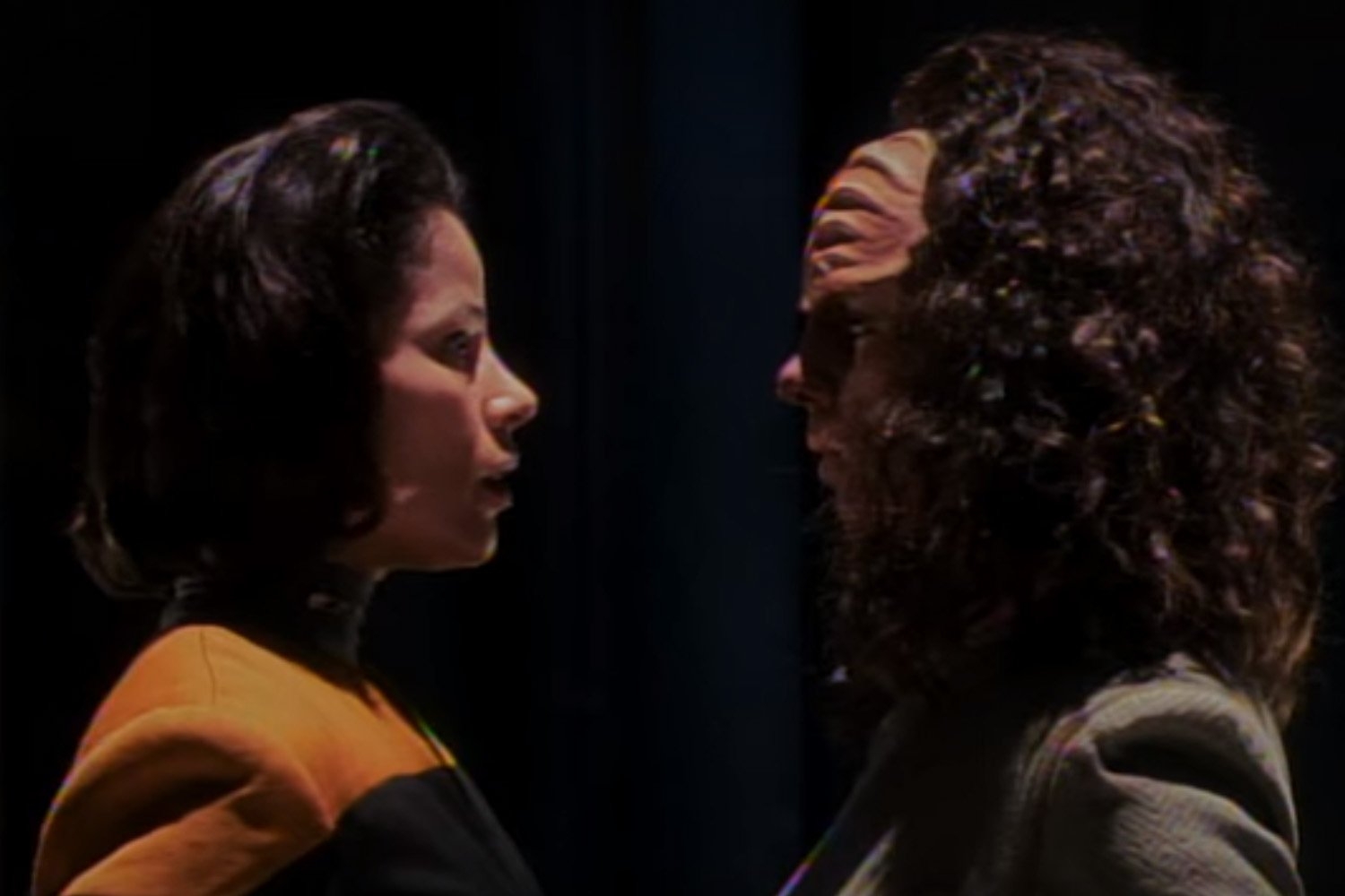 30 Years on, Voyager's B'Elanna Split Episode Remains Fascinatingly Fraught