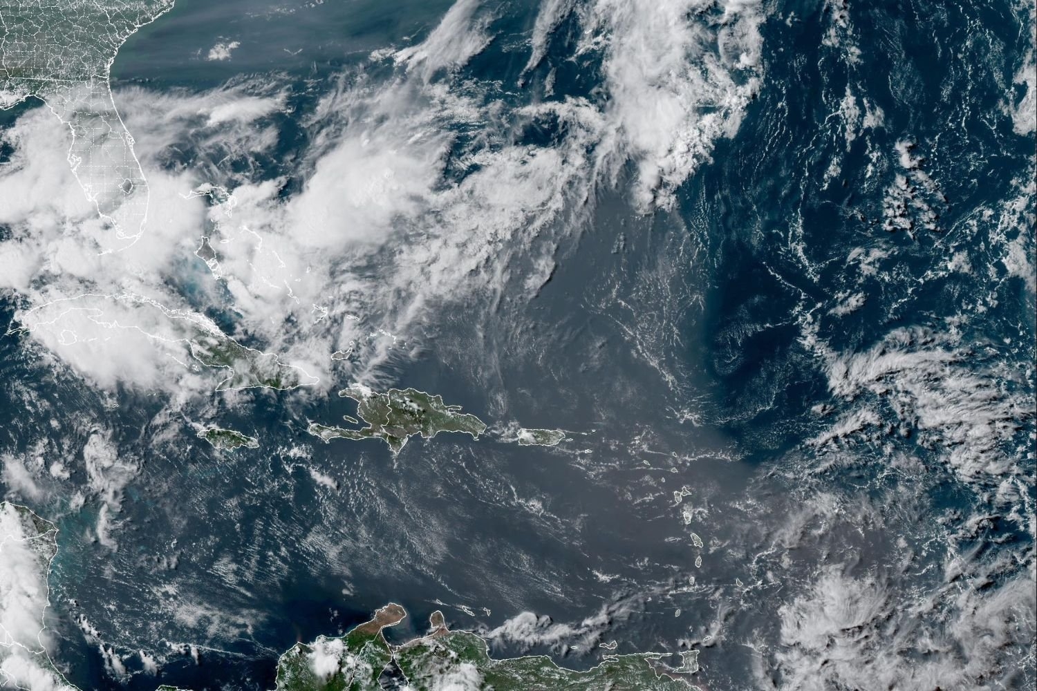 A Gigantic Cloud of Saharan Dust Is Barreling Toward Florida