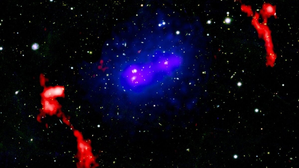 These Two Galaxy Clusters Are About to Smash Into Each Other—Again