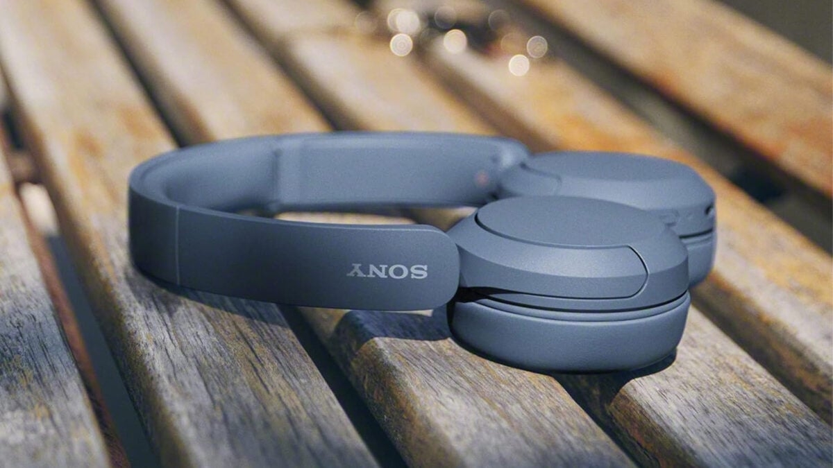 Sony's 4.5-Star Bluetooth Headphones Are Practically Free, This Deal Makes It the Cheapest Model Yet