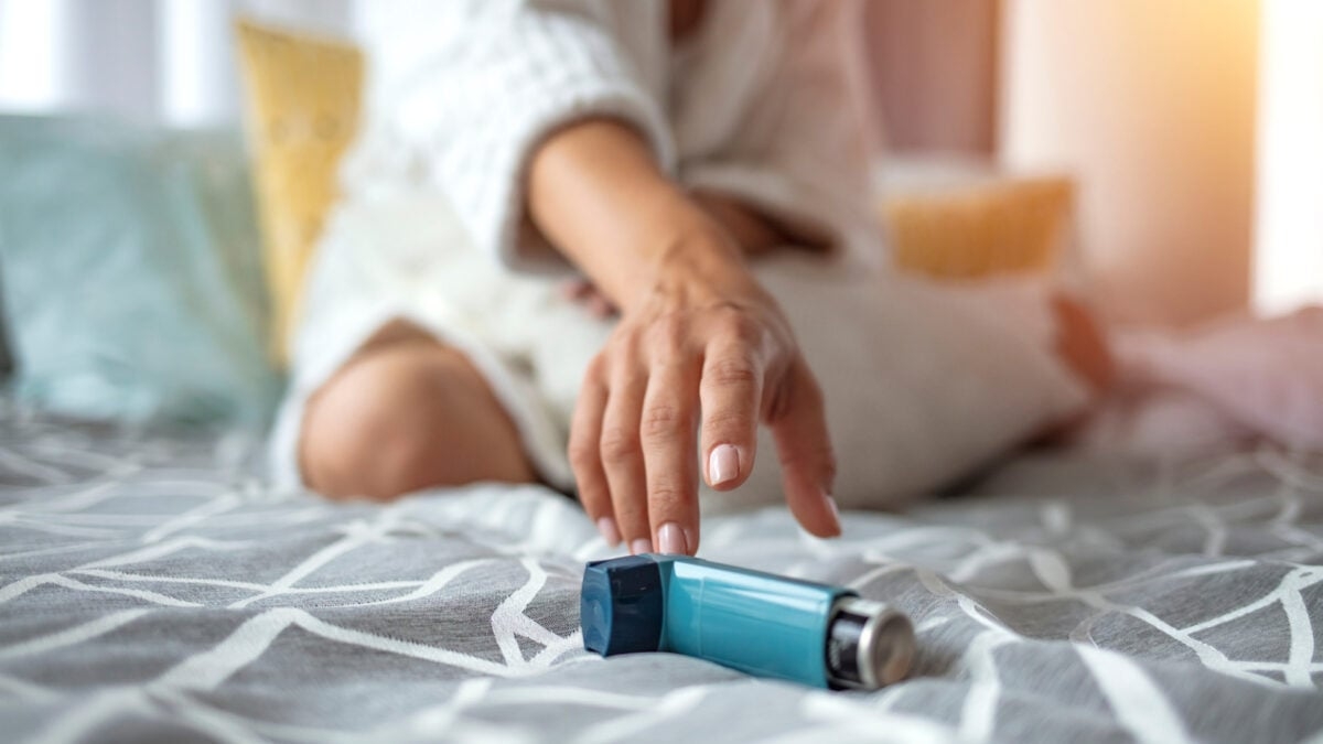Night Shifts May Raise Your Asthma Risk—If You're a Woman