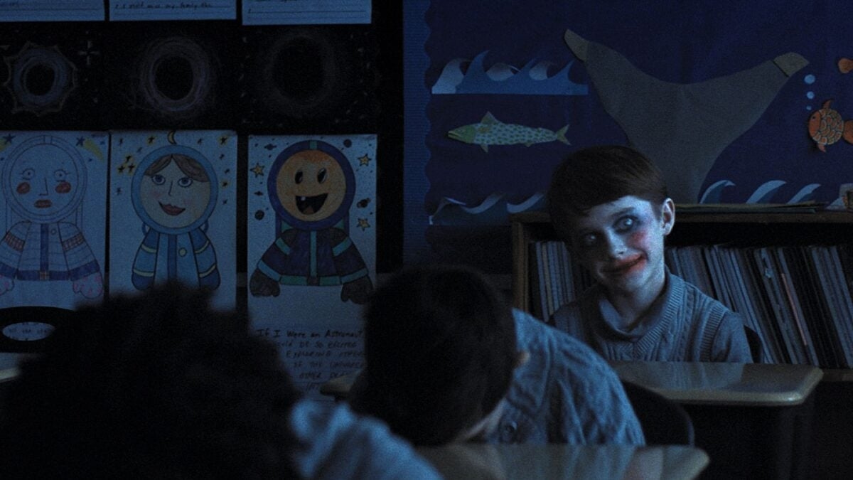 Zach Cregger's Mysterious New Horror Movie ‘Weapons' Has Critics Raving