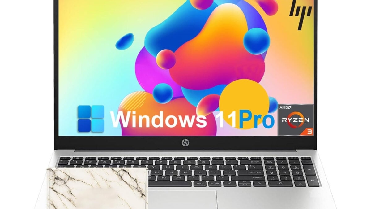 This AI-Powered HP Laptop Costs $699 Instead of $2,599, Amazon Is Clearing Stock at 73% Off