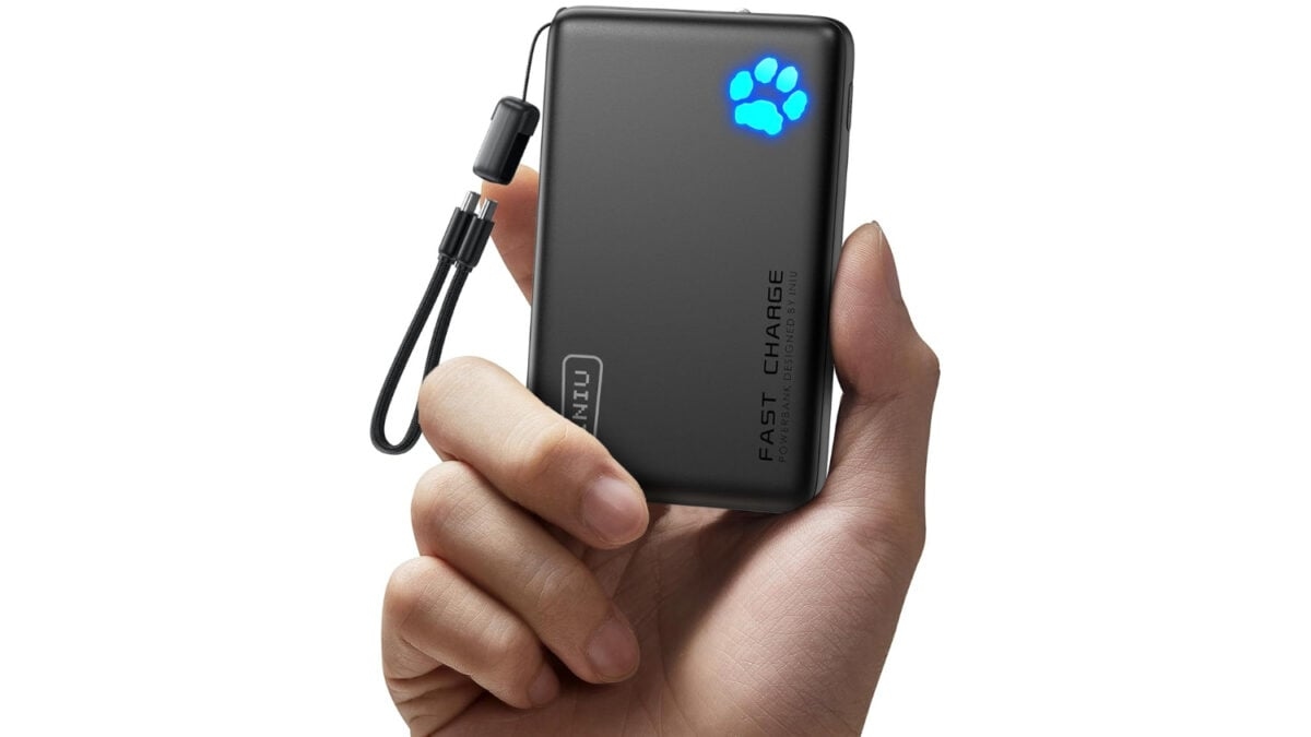 This 10,000mAh Portable Power Bank at Near-Free Price Will Make You Think You Need One More