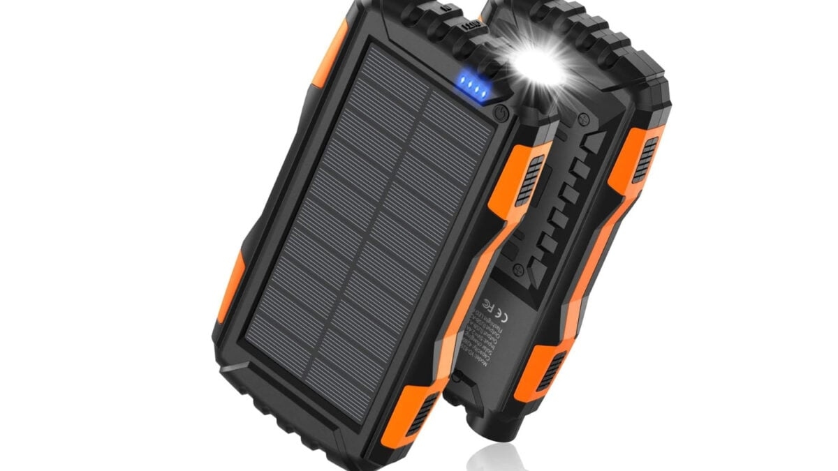 This 42,800mAh Solar Power Bank Is Down to Freebie Territory as Amazon Clears Out Its Best-Seller Shelves