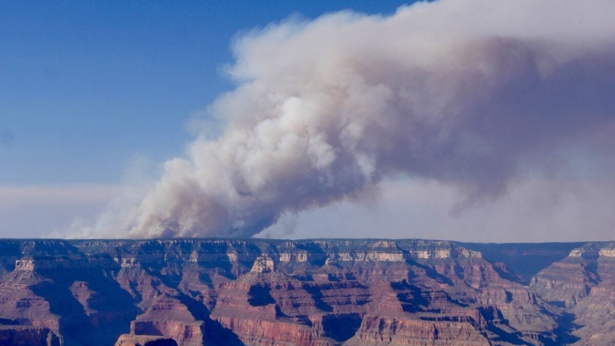 Grand Canyon ‘Megafire' Explodes in Size and Is Now Creating Its Own Weather