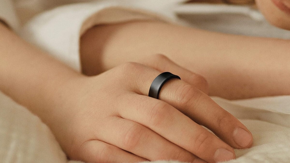 Samsung Galaxy Ring Hits Lowest Price Ever, AI Fitness Monitor You Wear on Your Finger for Peanuts