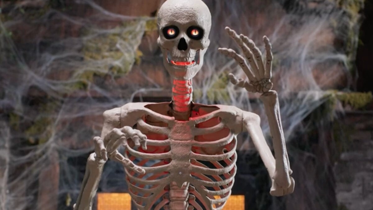 Home Depot's Halloween Skeleton Decorations Now Feature Electronically Enhanced Terrors