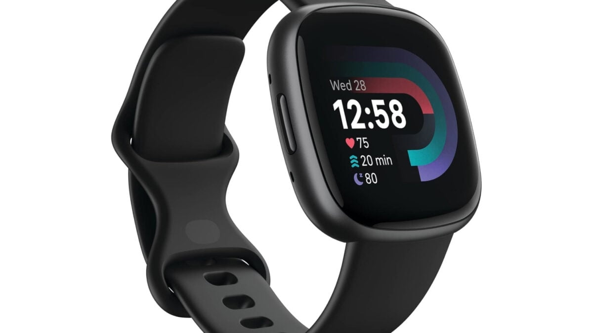 Fitbit Versa 4 Fitness Smartwatch Restocked as a Flash Offer, Feels Like Black Friday in August