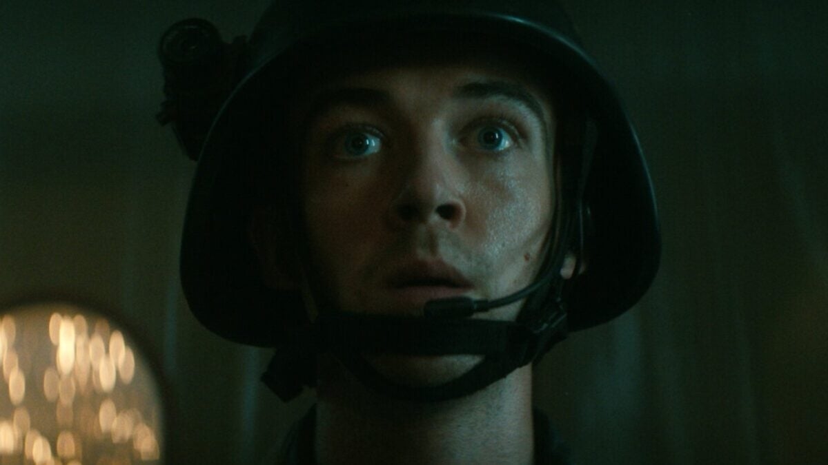 ‘Alien: Earth' Star Alex Lawther on That Very Sci-Fi Sibling Reunion