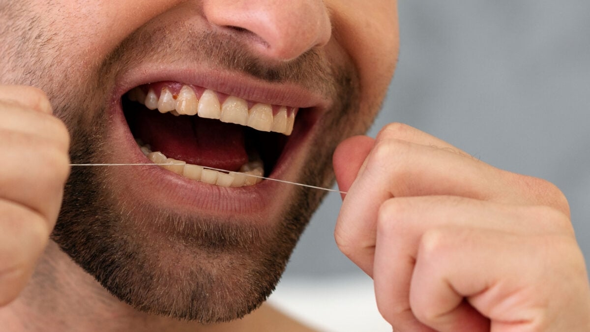 Dental Floss Could Deliver Next-Gen Vaccines, No Needles Required