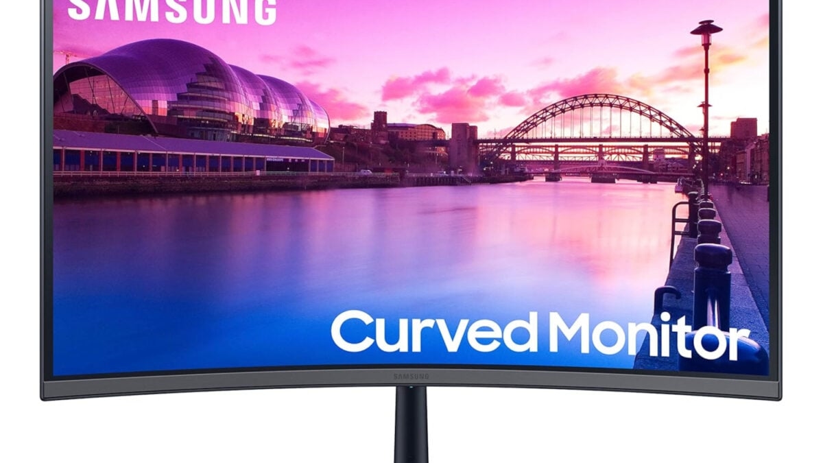 Samsung's 27-Inch Curved Gaming Monitor Is Cheaper on Amazon Than on Samsung's Own Site