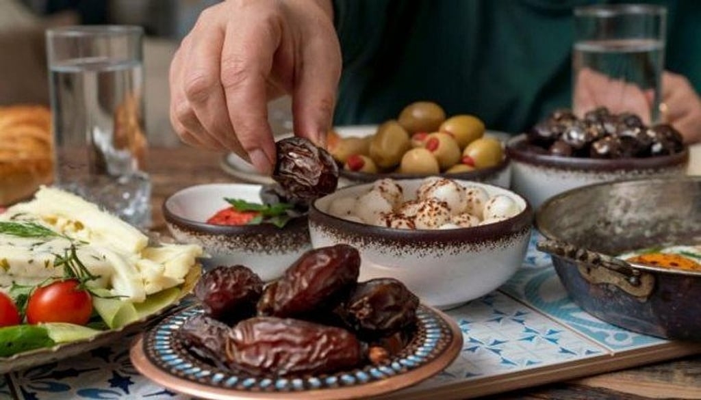 استعد لرمضان.. نصائح ذهبية لصيام مريح وصحي