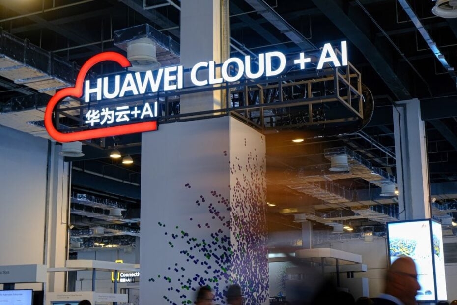 Huawei Cloud unveils AI-native solutions at MWC 2025