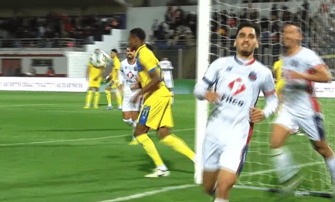 البطولة الاحترافية: فريق أولمبيك آسفي .. يفوز على ضيفه نهضة الزمامرة بـ : 2-0