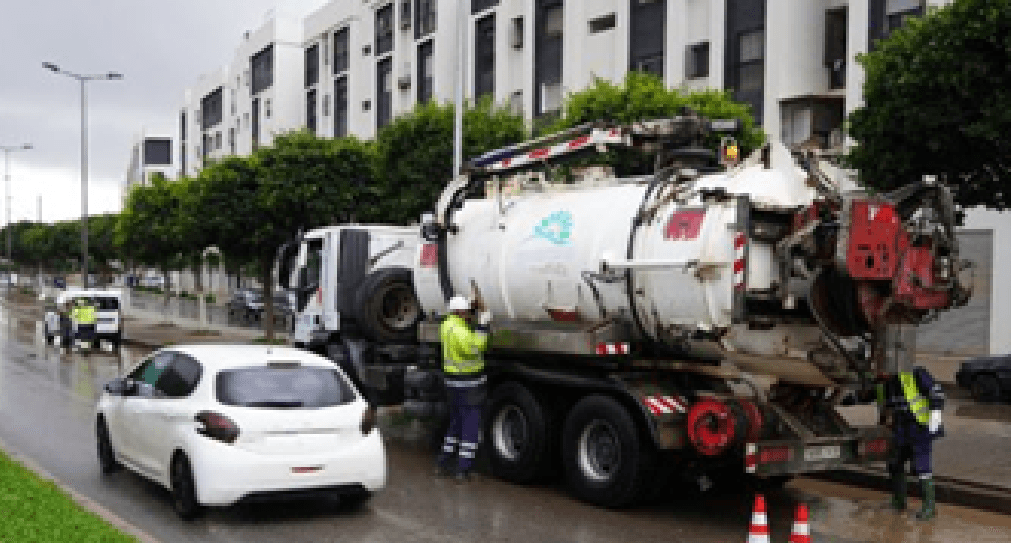 التساقطات المطرية بجهة الدار البيضاء – سطات: تعبئة عامة للشركة الجهوية متعددة الخدمات بأزيد من 800 عامل و 180 مضخة وشاحنة للتنقية المائية