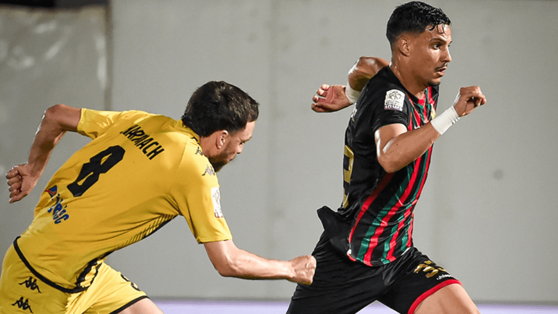البطولة الاحترافية : فريق الجيش الملكي يفوز على ضيفه المغرب الفاسي بـ(3-1)