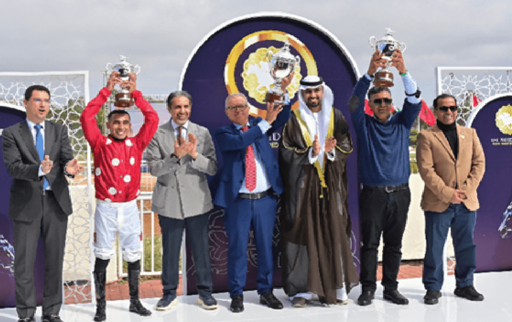 النسخة الأولى من المهرجان الإماراتي المغربي لسباق الخيول .. تتويج الفرس البراق بكأس صاحب السمو رئيس دولة الإمارات العربية المتحدة