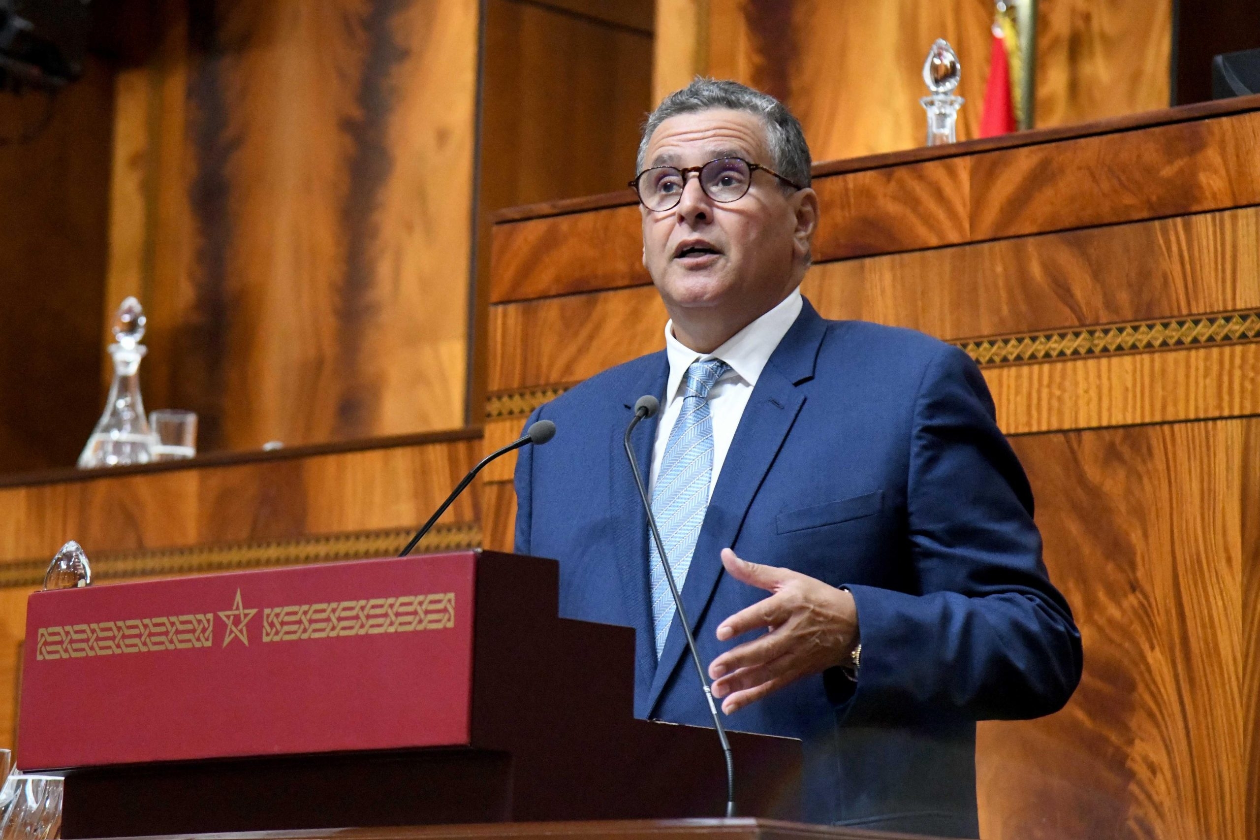رئيس الحكومة في مجلس النواب:التجربة الجديدة لإعداديات الريادة تندرج في إطار رؤية شمولية لمدرسة المستقبل!!