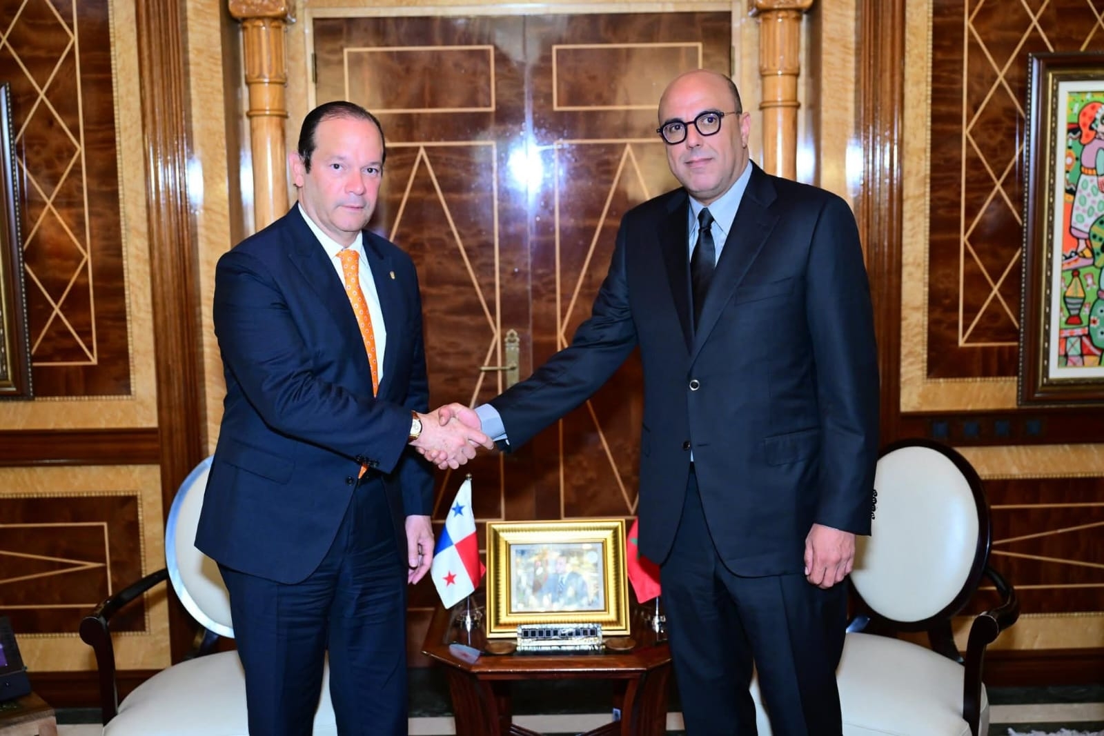 'العلاقات الثنائية المتميزة بين المغرب وبنما' محور مباجثات رئيس مجلس المستشارين وزير العلاقات الخارجية بجمهورية بنما