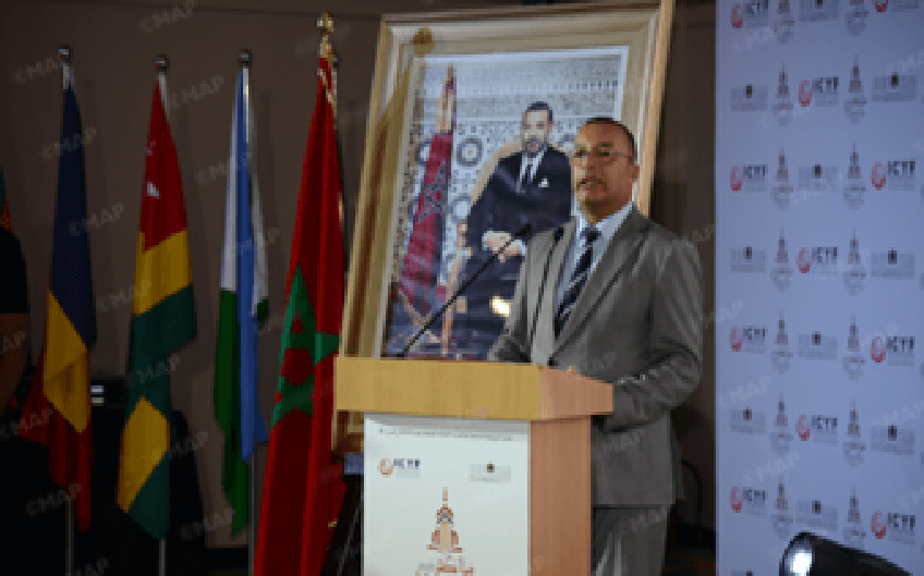 منتدى شباب العالم الإسلامي يشيد بالدور الريادي لجلالة الملك في النهوض بأوضاع الشباب