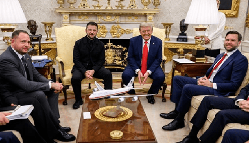 الرئيس الأمريكي، دونالد ترامب يؤكد على أن واشنطن ستساهم في توفير ضمانات لأمن أوكرانيا