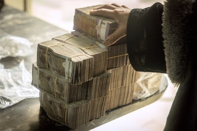 استقرار الليرة السورية وسط آمال بانتعاش اقتصادي قريب