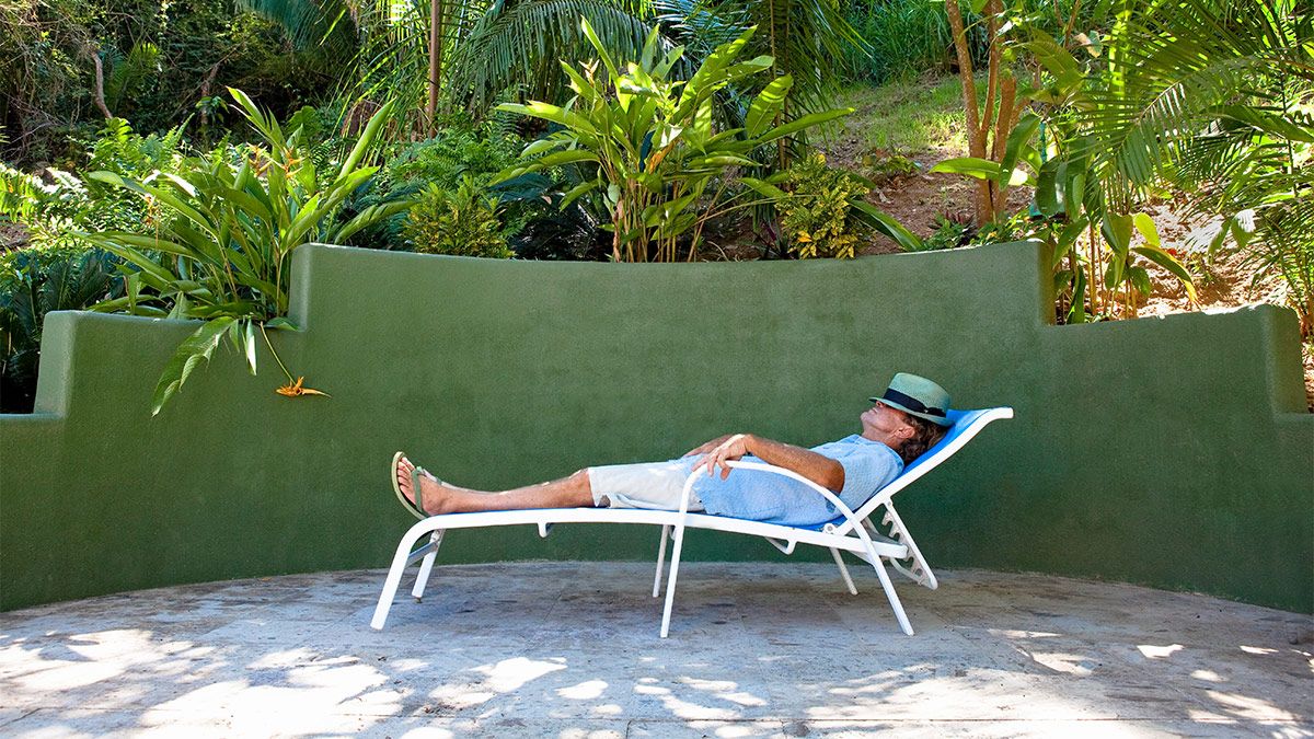 Research: Are You Penalizing Your Best Employees for Unplugging?