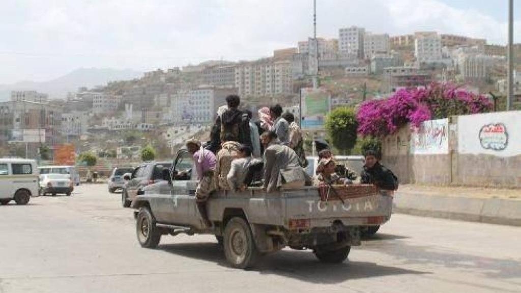 جريمة مزدوجة.. مليشيا الحوثي تختطف أطفال في ذمار بعد سجن آبائهم