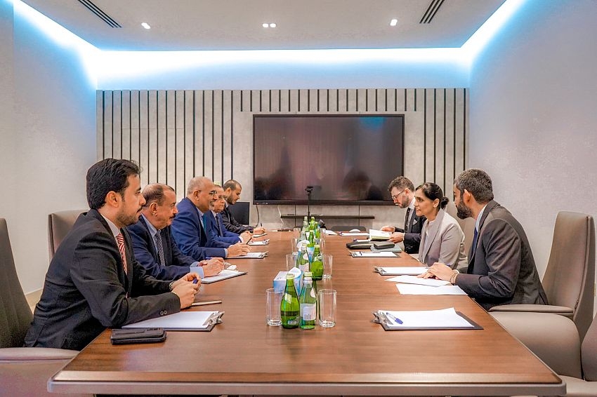 اللواء الزُبيدي يبحث مع سفيرة بريطانيا دعم البنية التحتية والكهرباء في عدن