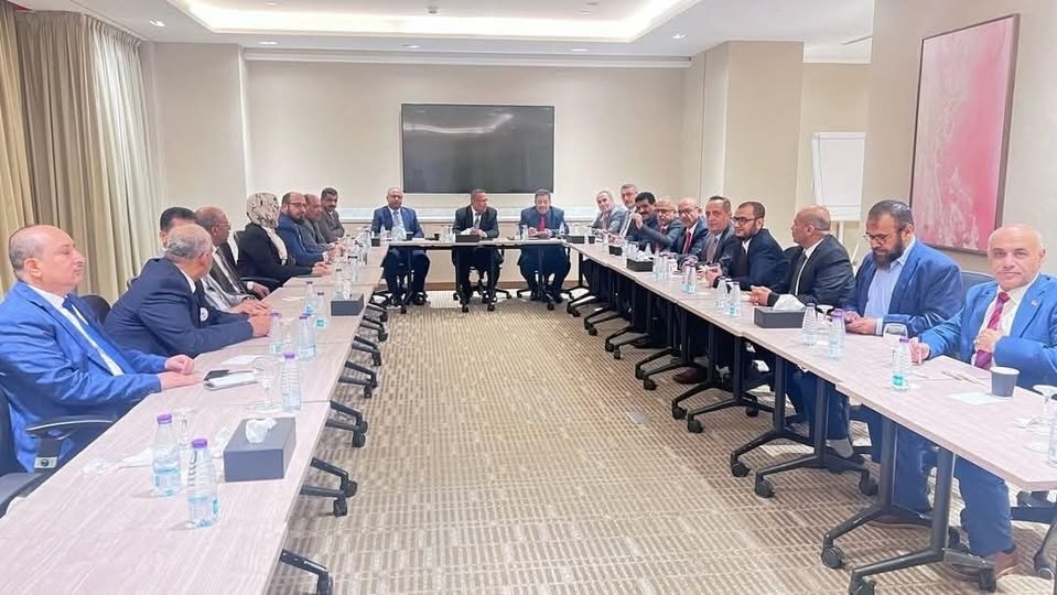 المجلس الأعلى للتكتل الوطني يطالب بإنقاذ اقتصادي عاجل ورفع مرتبات الموظفين