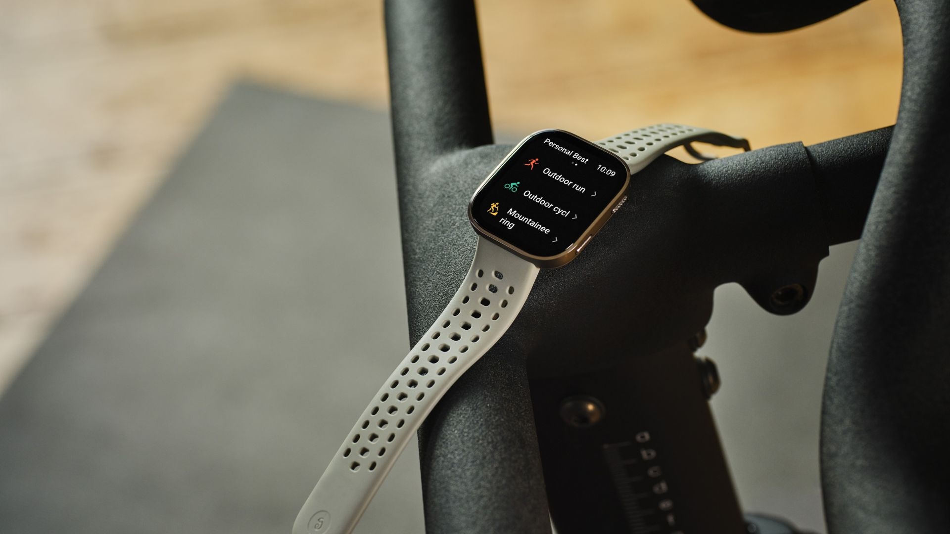 Maxx Your Workout Sesh With The New Amazfit Bip 6 Smartwatch!