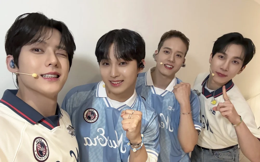 (Video) From Joking Around To Practising Local Songs: What Happened Backstage At BTOB's KL Show