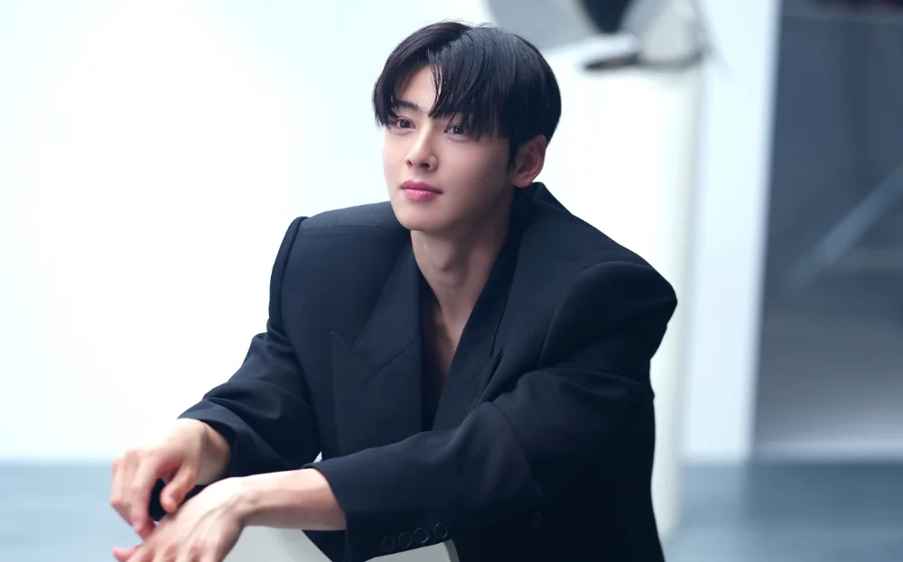 ASTRO's Cha Eun Woo Shares Enlistment Plans; To Begin Military Duty In July