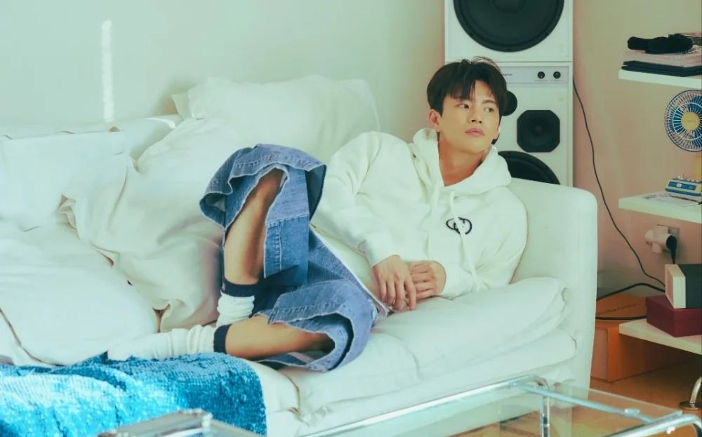 Korean Singer-Actor Seo In Guk To Hold Fanmeeting In Malaysia