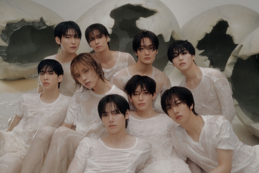 K-pop Fans Defend CRAVITY's Unique Concept Photos For Upcoming Album