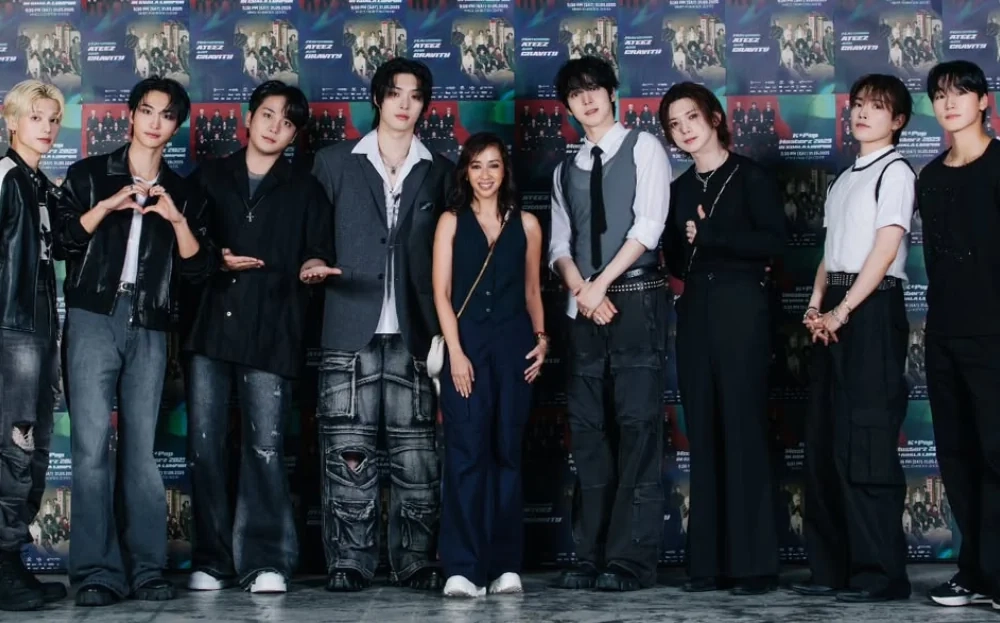 Fans Amused By The Height Difference Of Selangor's Princess Tengku Zatashah & ATEEZ Members
