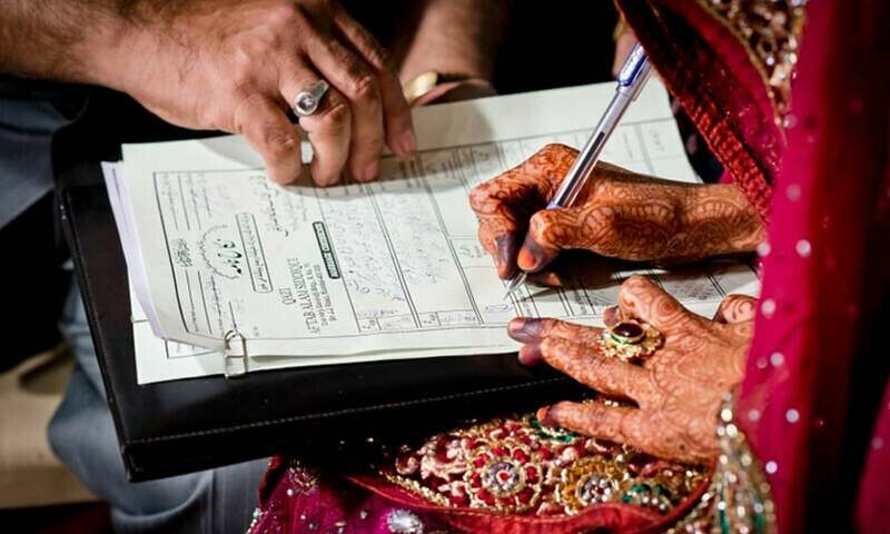 Divorce and dower payment